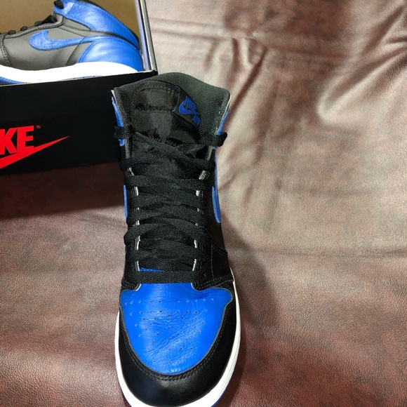 SOLD - Picture 3 of 4